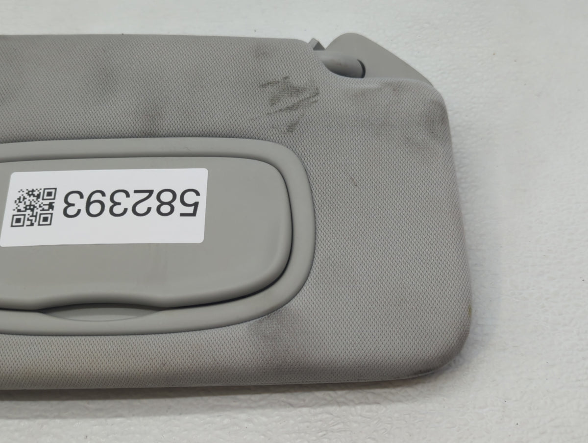 2017-2018 Jeep Compass Sun Visor Shade Replacement Passenger Right Mirror Fits Fits 2017 2018 OEM Used Auto Parts - Oemuseda