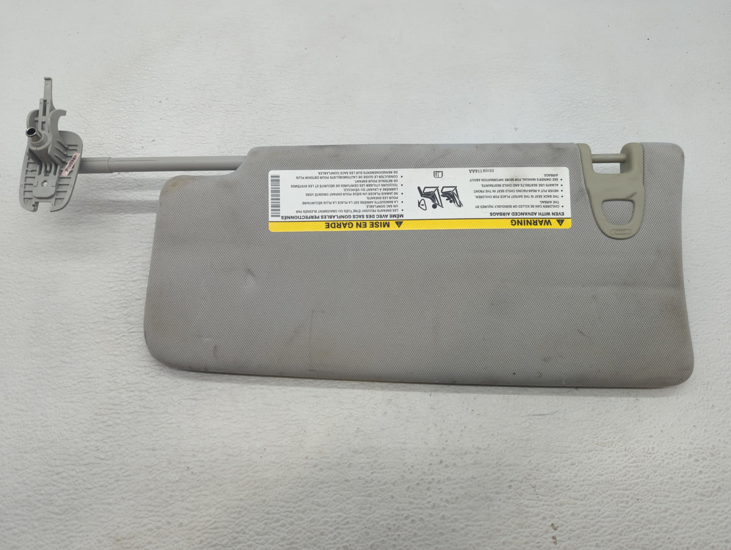 2018 Jeep Compass Sun Visor Shade Replacement Passenger Right Mirror Fits OEM Used Auto Parts - Oemusedautoparts1.com