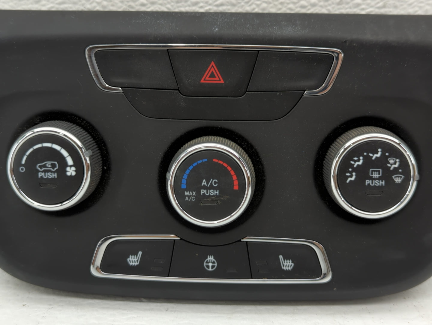 2018 Jeep Compass Climate Control Module Temperature AC/Heater Replacement P/N:5VA31DX9AG Fits OEM Used Auto Parts - Oemused