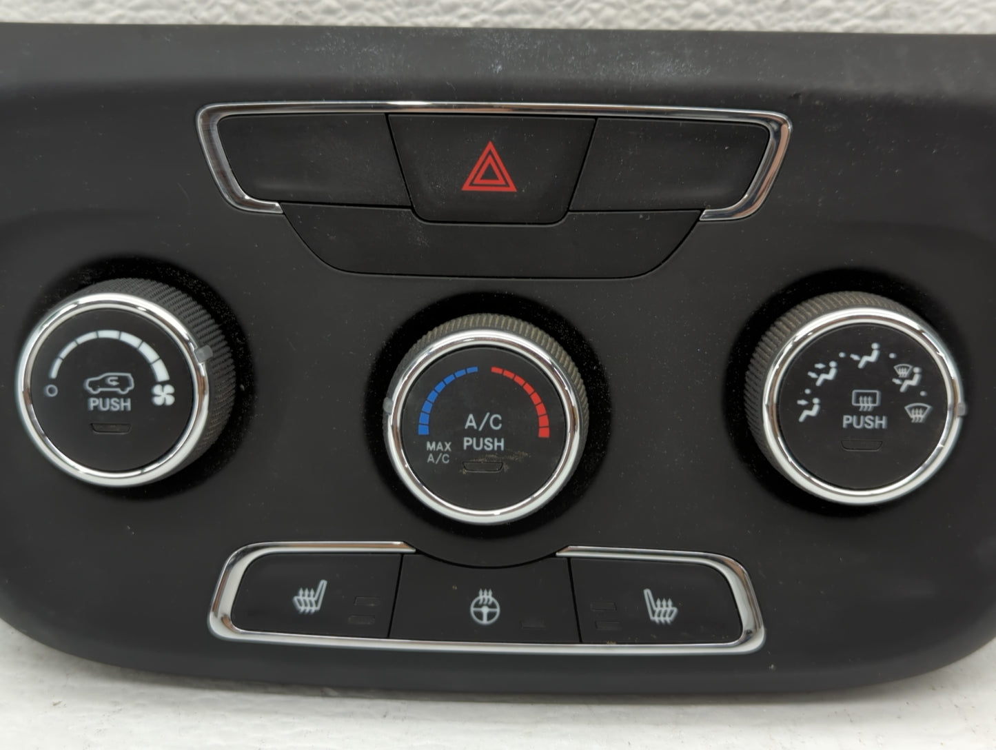 2018 Jeep Compass Climate Control Module Temperature AC/Heater Replacement P/N:5VA31DX9AG Fits OEM Used Auto Parts - Oemused