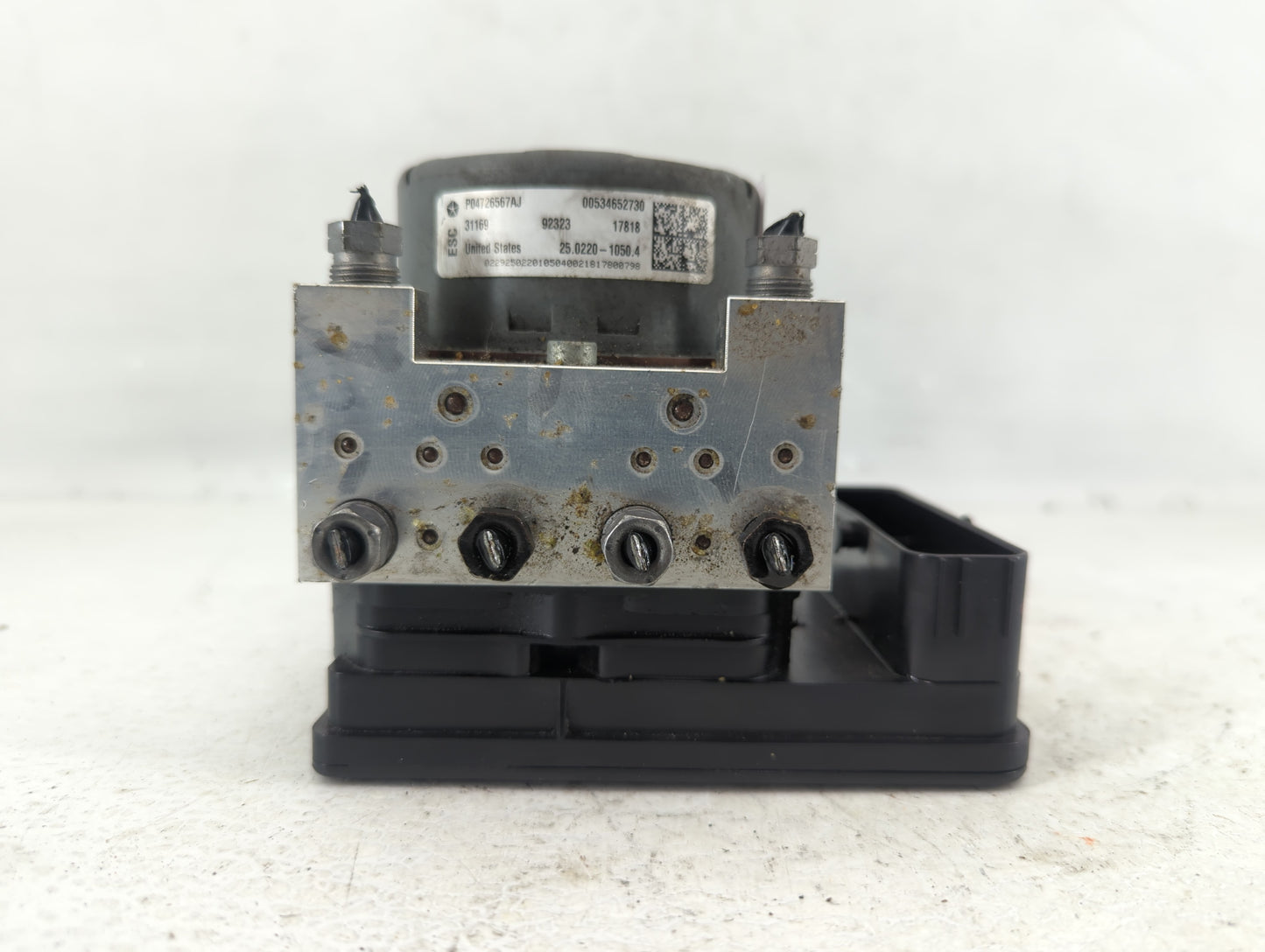 2018 Jeep Compass ABS Pump Control Module Replacement P/N:P04726567AH Fits OEM Used Auto Parts - Oemusedautoparts1.com