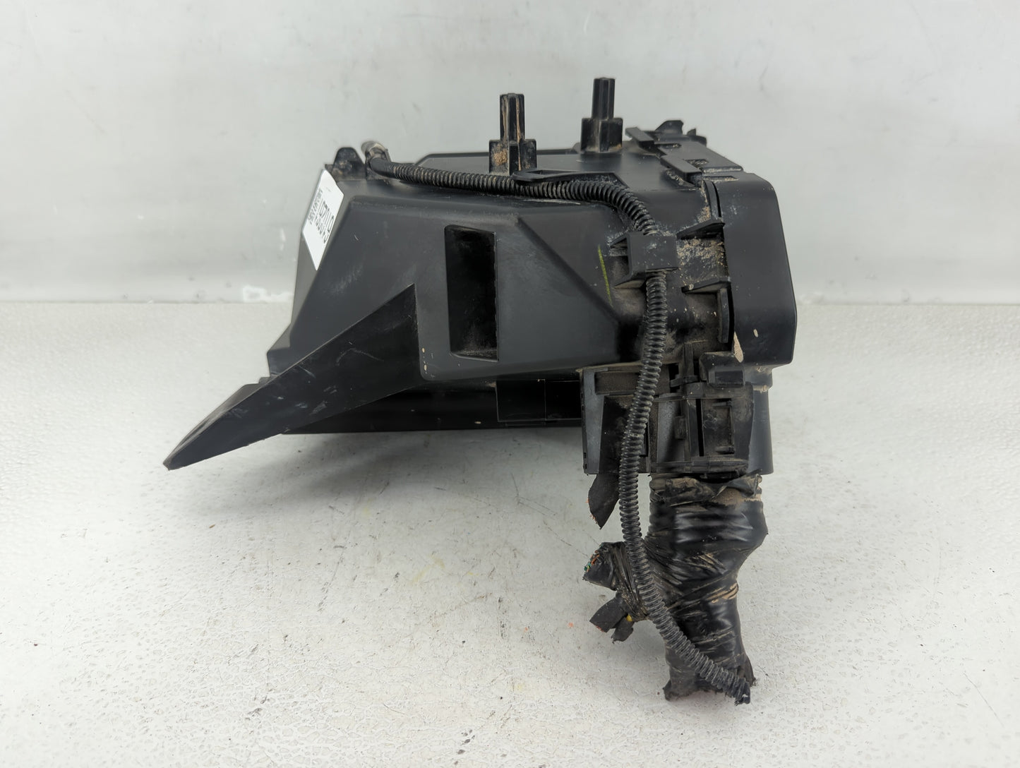 2018 Jeep Compass Fusebox Fuse Box Panel Relay Module P/N:52027004 Fits OEM Used Auto Parts - Oemusedautoparts1.com