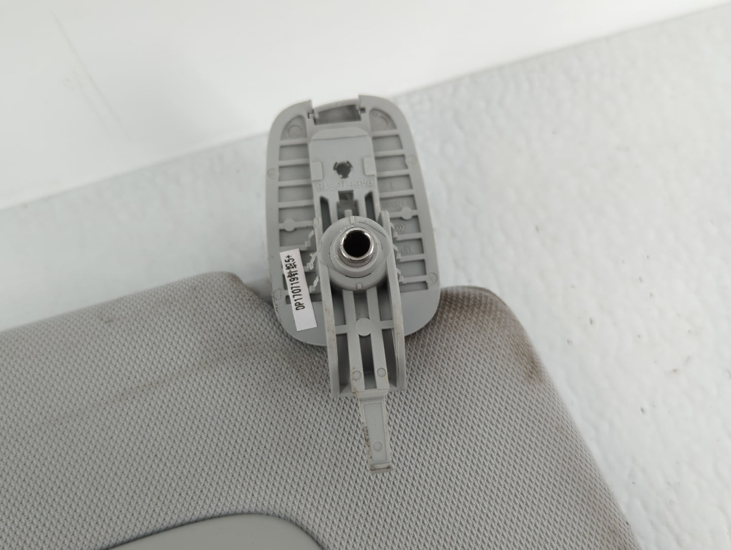 2018 Jeep Compass Sun Visor Shade Replacement Passenger Right Mirror Fits OEM Used Auto Parts - Oemusedautoparts1.com