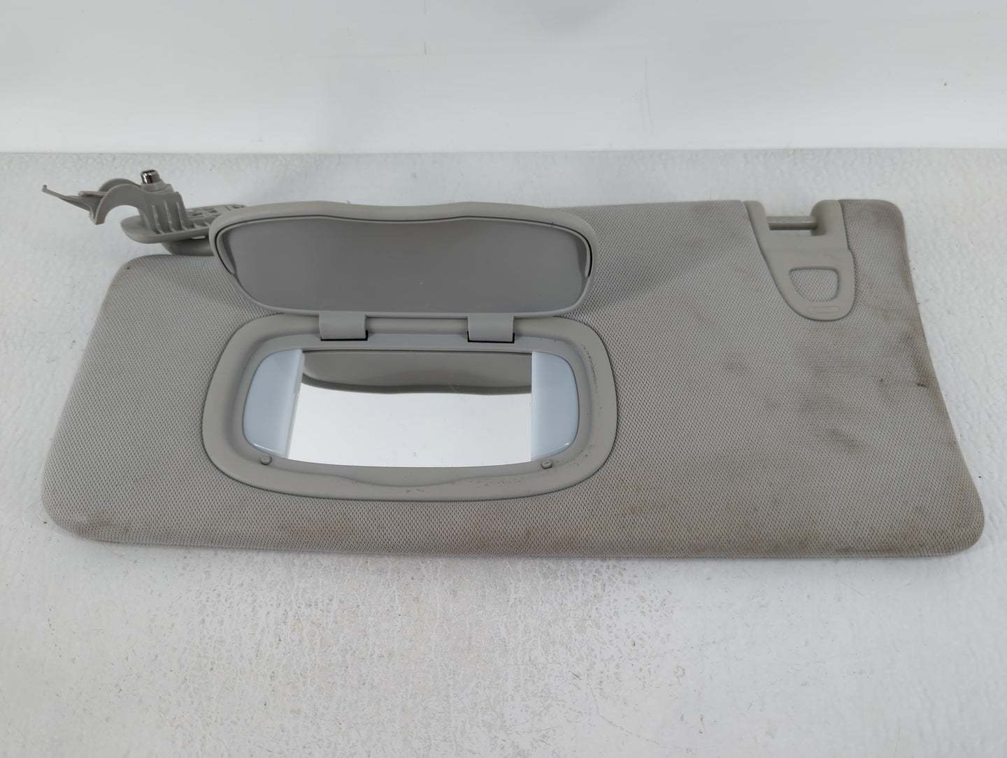 2018 Jeep Compass Sun Visor Shade Replacement Driver Left Mirror Fits OEM Used Auto Parts - Oemusedautoparts1.com
