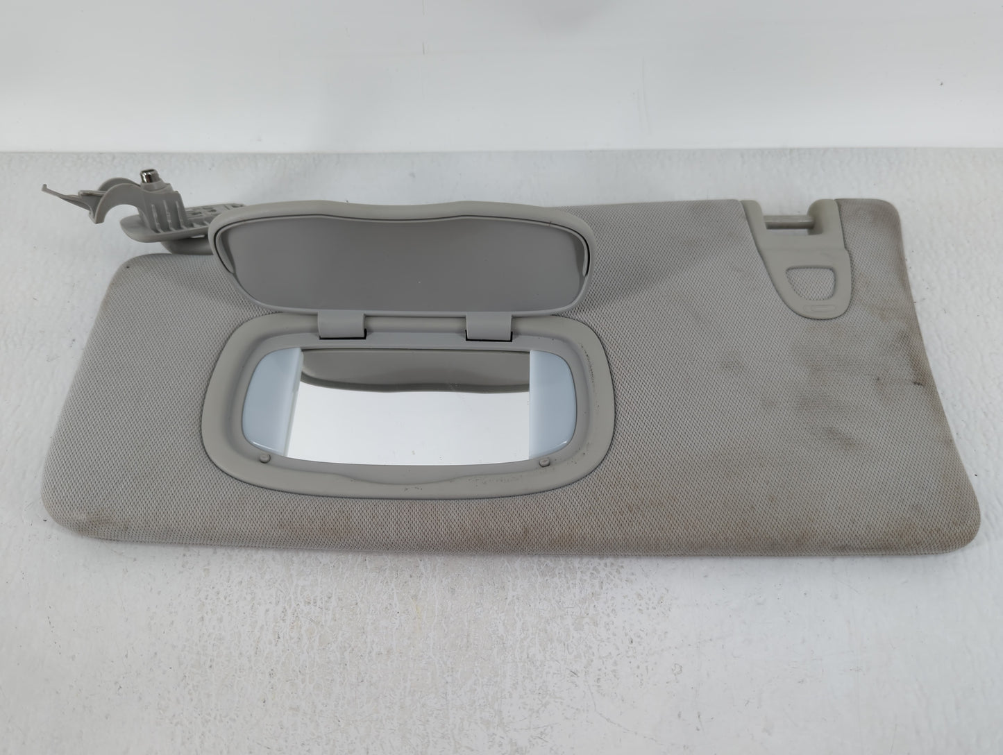 2018 Jeep Compass Sun Visor Shade Replacement Driver Left Mirror Fits OEM Used Auto Parts - Oemusedautoparts1.com