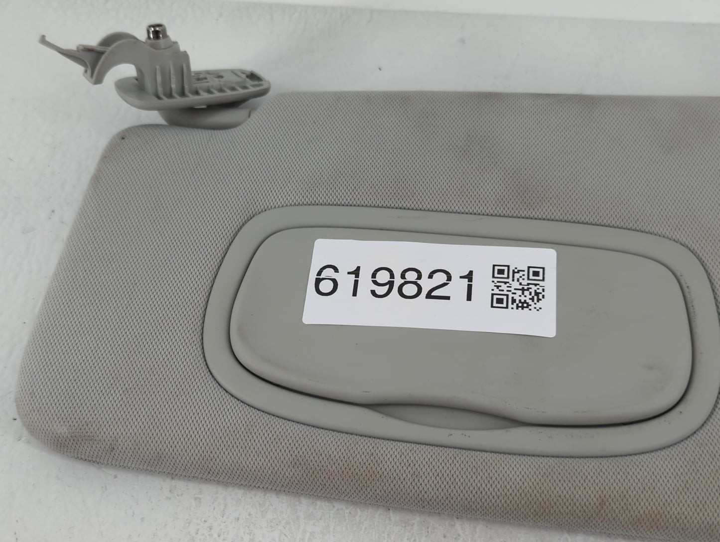 2018 Jeep Compass Sun Visor Shade Replacement Driver Left Mirror Fits OEM Used Auto Parts - Oemusedautoparts1.com