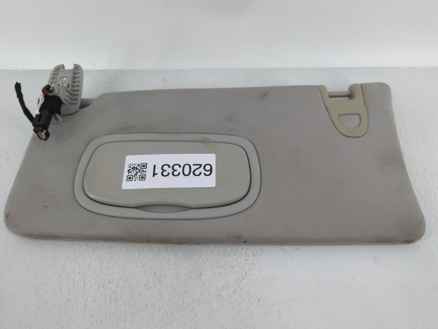 2018 Jeep Compass Sun Visor Shade Replacement Driver Left Mirror Fits OEM Used Auto Parts - Oemusedautoparts1.com