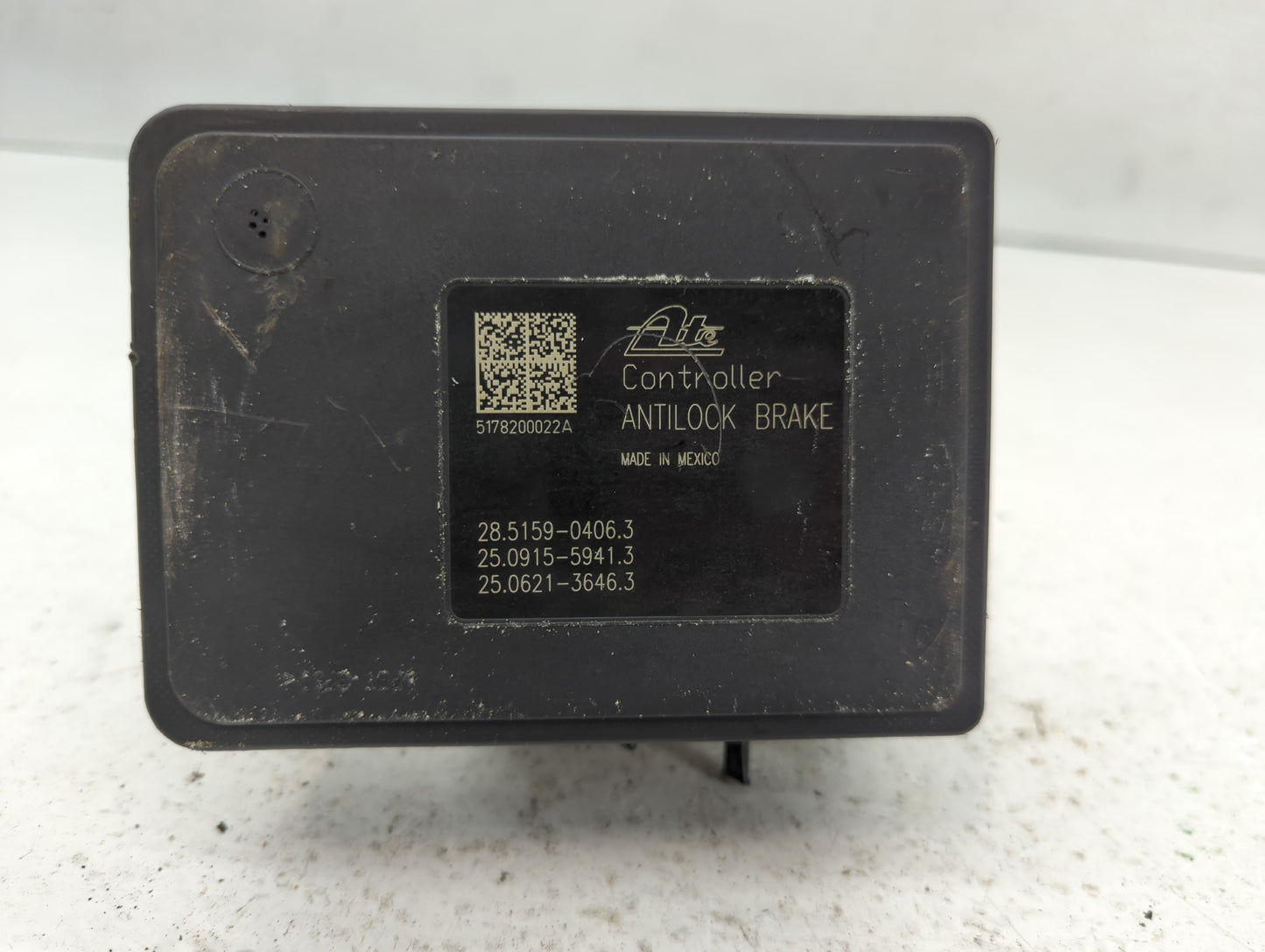 2018 Jeep Compass ABS Pump Control Module Replacement P/N:P04726567AH Fits OEM Used Auto Parts - Oemusedautoparts1.com