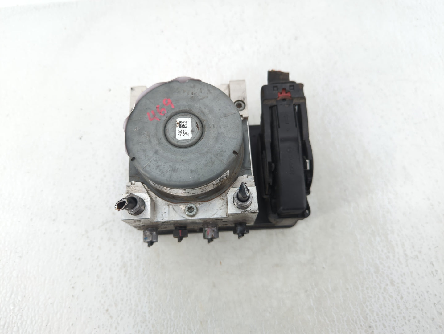 2018 Jeep Compass ABS Pump Control Module Replacement P/N:P04726567AH Fits OEM Used Auto Parts - Oemusedautoparts1.com