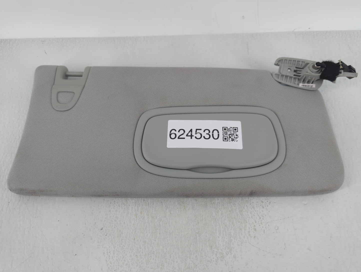 2018 Jeep Compass Sun Visor Shade Replacement Passenger Right Mirror Fits OEM Used Auto Parts - Oemusedautoparts1.com