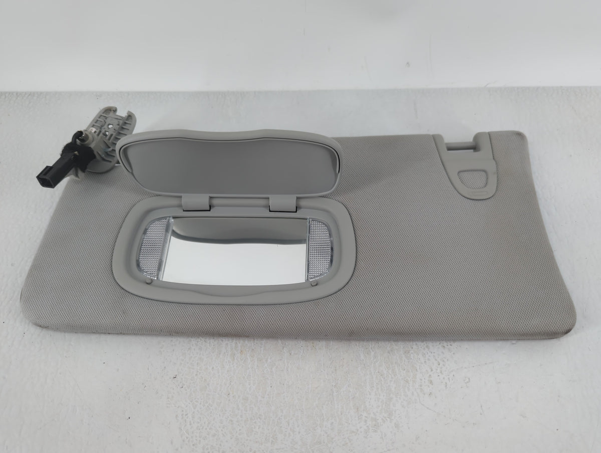2017-2018 Jeep Compass Sun Visor Shade Replacement Passenger Right Mirror Fits Fits 2017 2018 OEM Used Auto Parts - Oemuseda