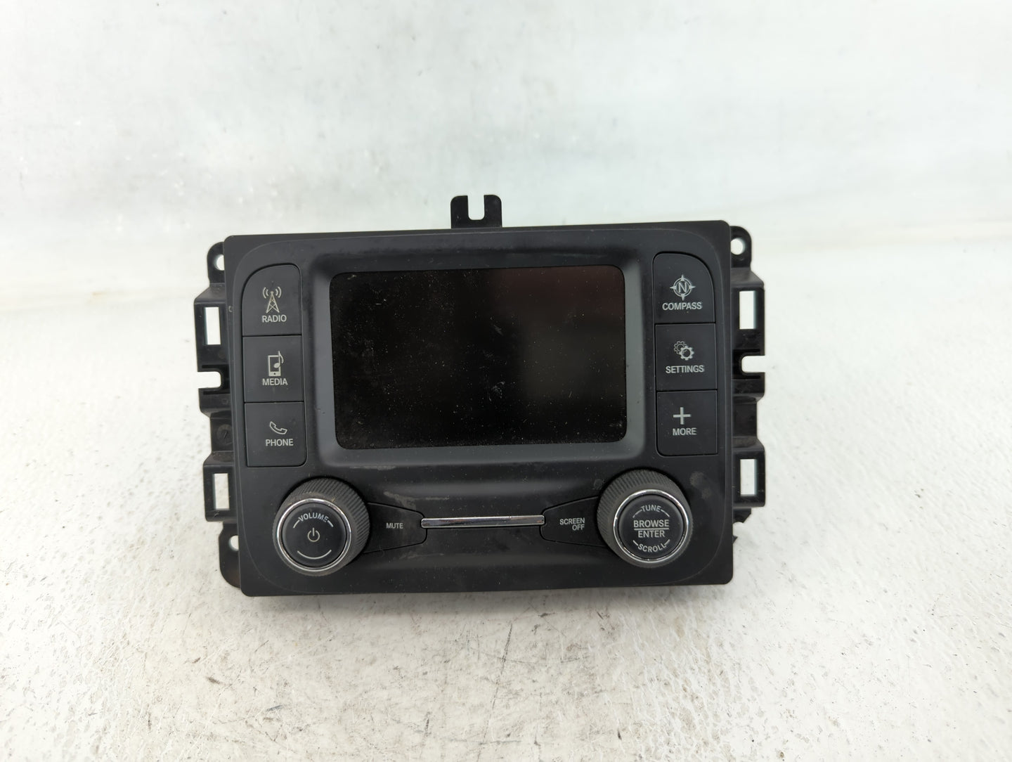 2018 Jeep Compass Am Fm Cd Player Radio Receiver - Oemusedautoparts1.com