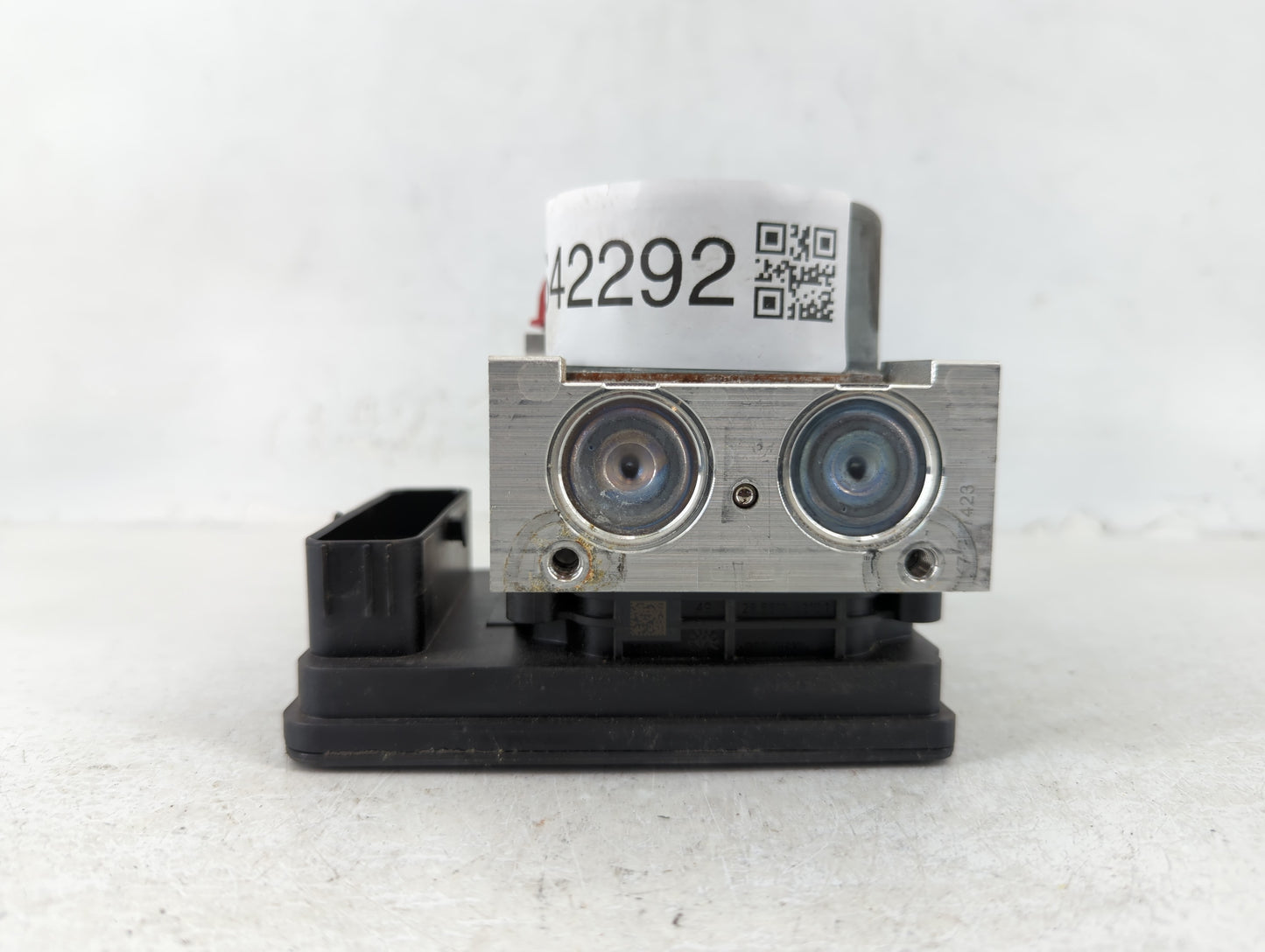 2018 Jeep Compass ABS Pump Control Module Replacement P/N:P04726567AJ Fits OEM Used Auto Parts - Oemusedautoparts1.com