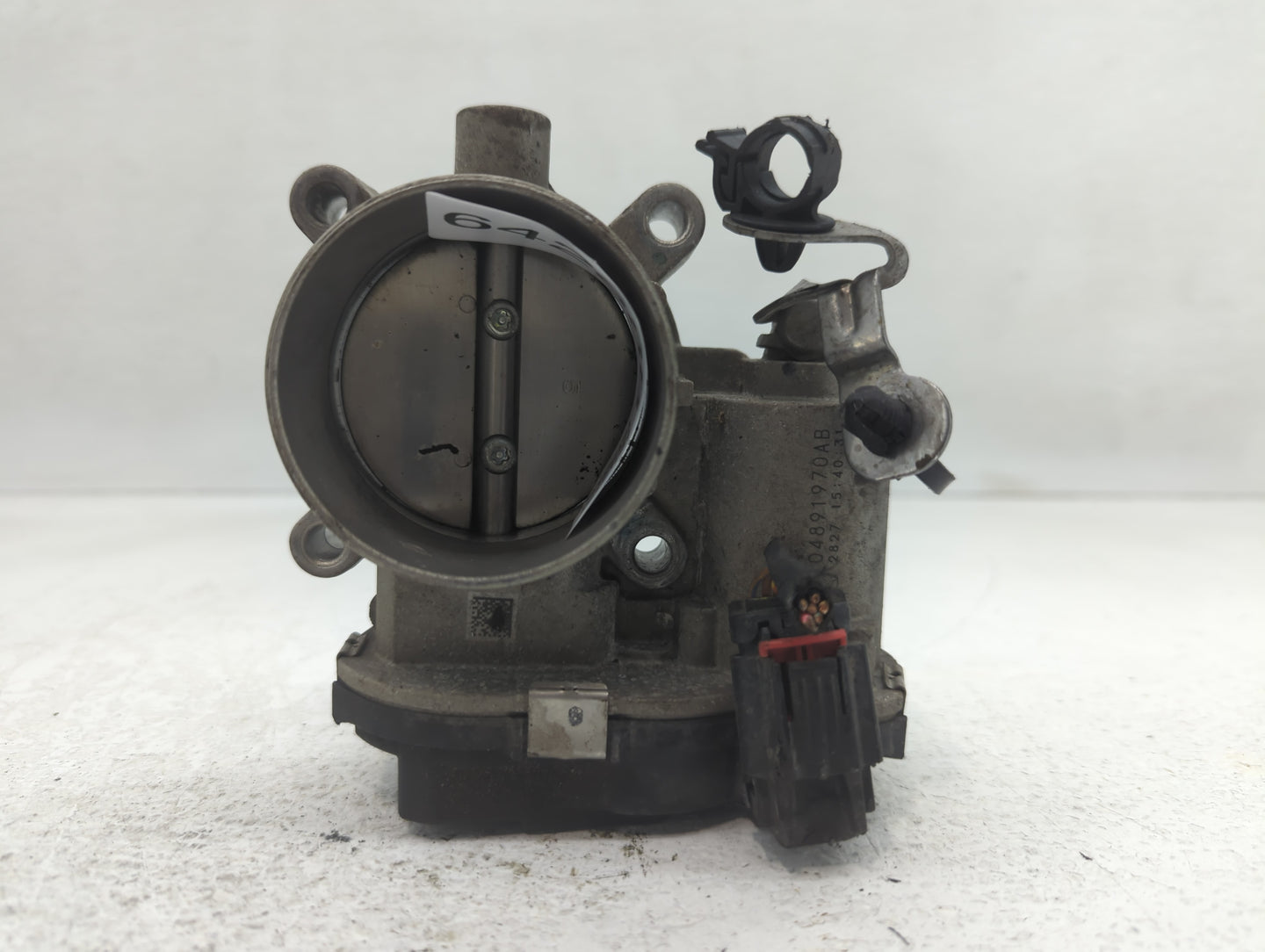 2017-2022 Jeep Compass Throttle Body P/N:04891970AB Fits Fits 2014 2015 2016 2017 2018 2019 2020 2021 2022 OEM Used Auto Par