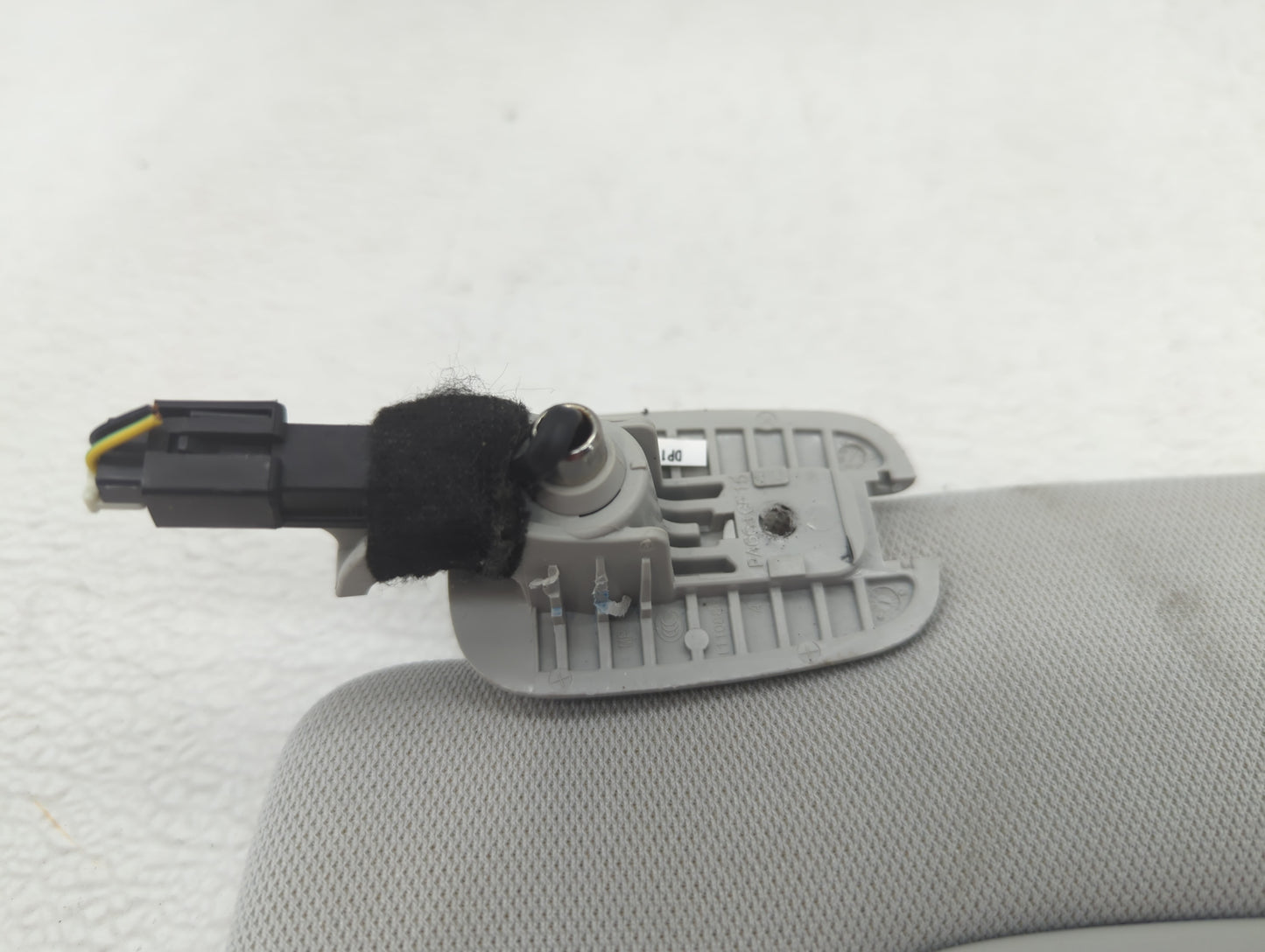 2018 Jeep Compass Sun Visor Shade Replacement Driver Left Mirror Fits OEM Used Auto Parts - Oemusedautoparts1.com