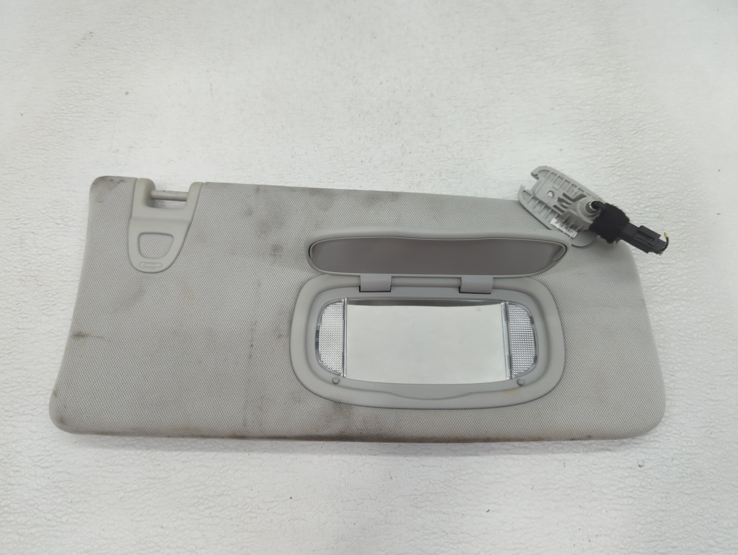 2018 Jeep Compass Sun Visor Shade Replacement Passenger Right Mirror Fits OEM Used Auto Parts - Oemusedautoparts1.com
