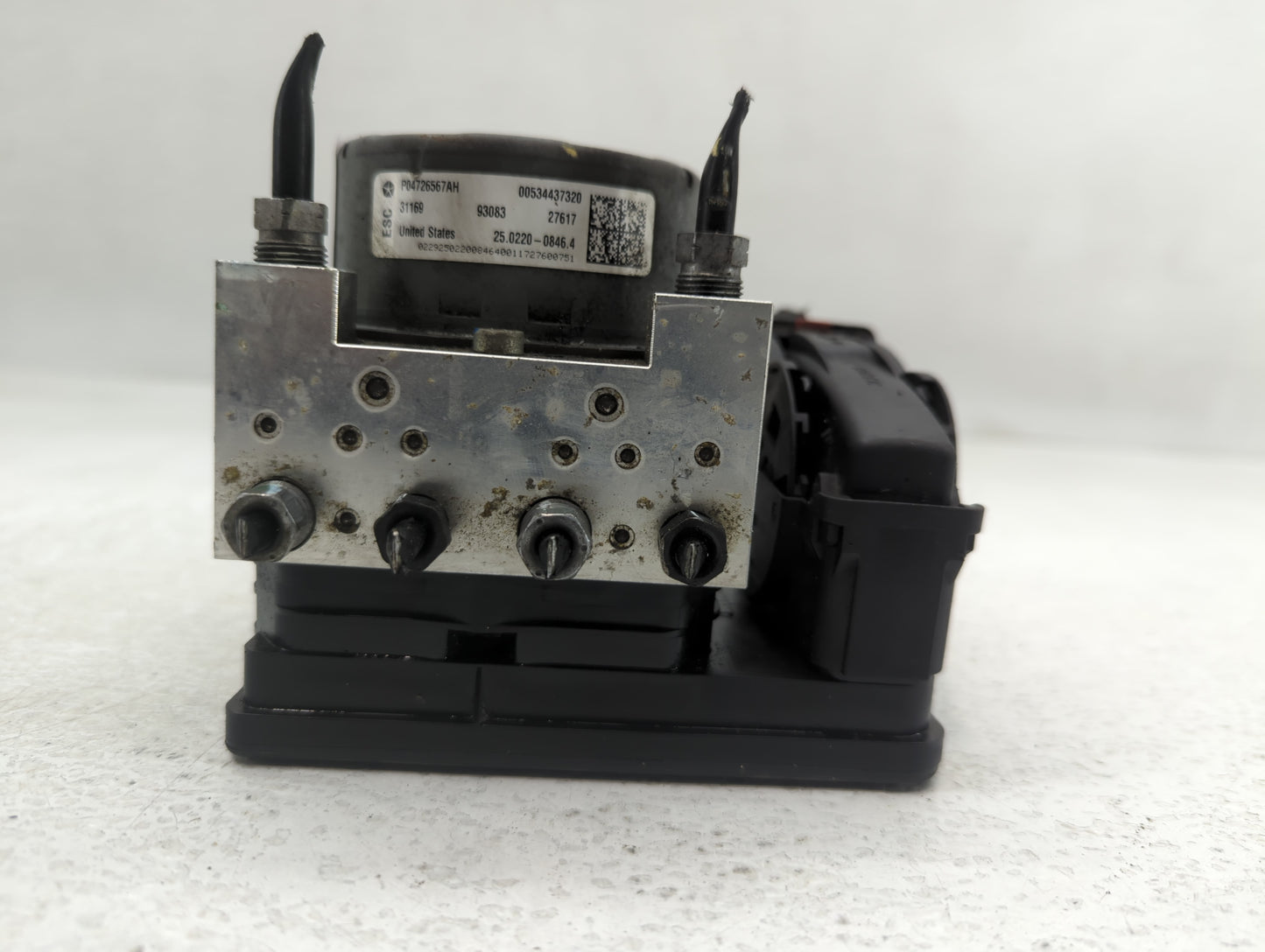 2018 Jeep Compass ABS Pump Control Module Replacement P/N:00534437320 P04726567AH Fits OEM Used Auto Parts - Oemusedautopart