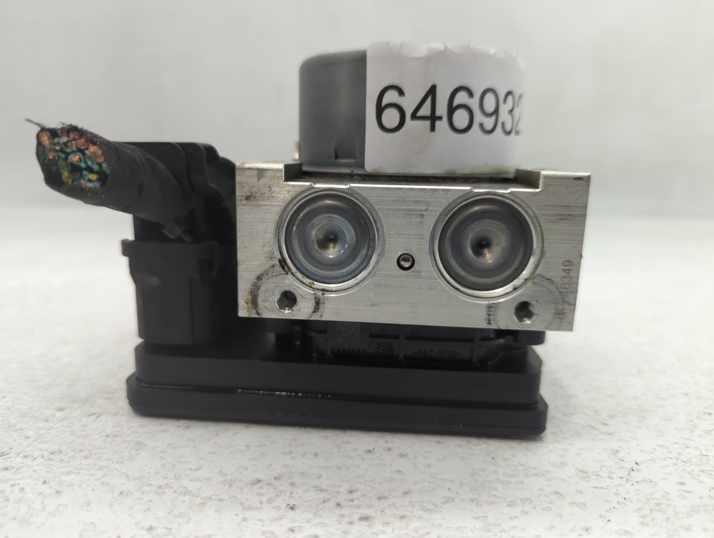 2018 Jeep Compass ABS Pump Control Module Replacement P/N:00534437320 P04726567AH Fits OEM Used Auto Parts - Oemusedautopart