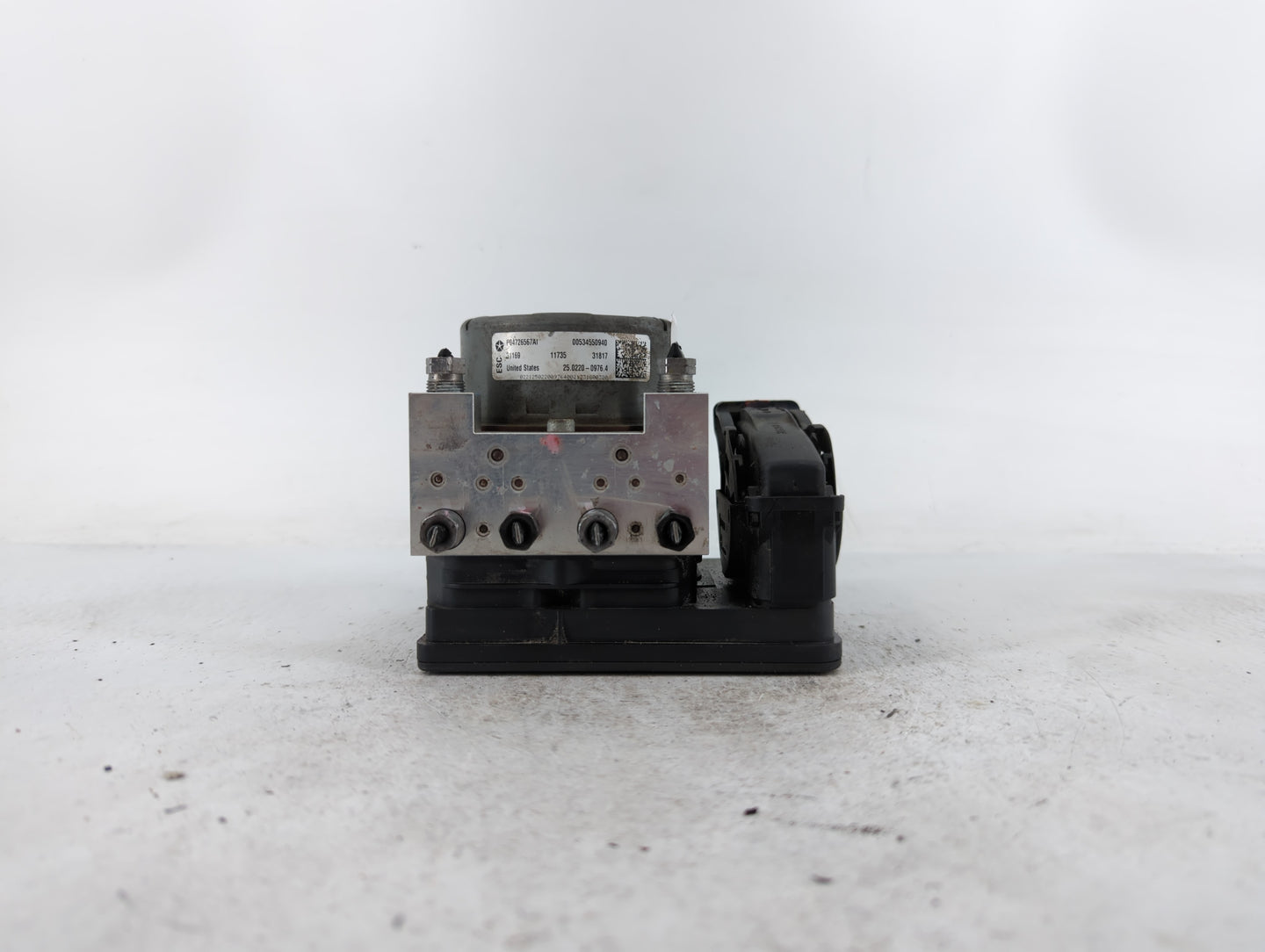 2018 Jeep Compass ABS Pump Control Module Replacement P/N:P04726567A1 Fits OEM Used Auto Parts - Oemusedautoparts1.com