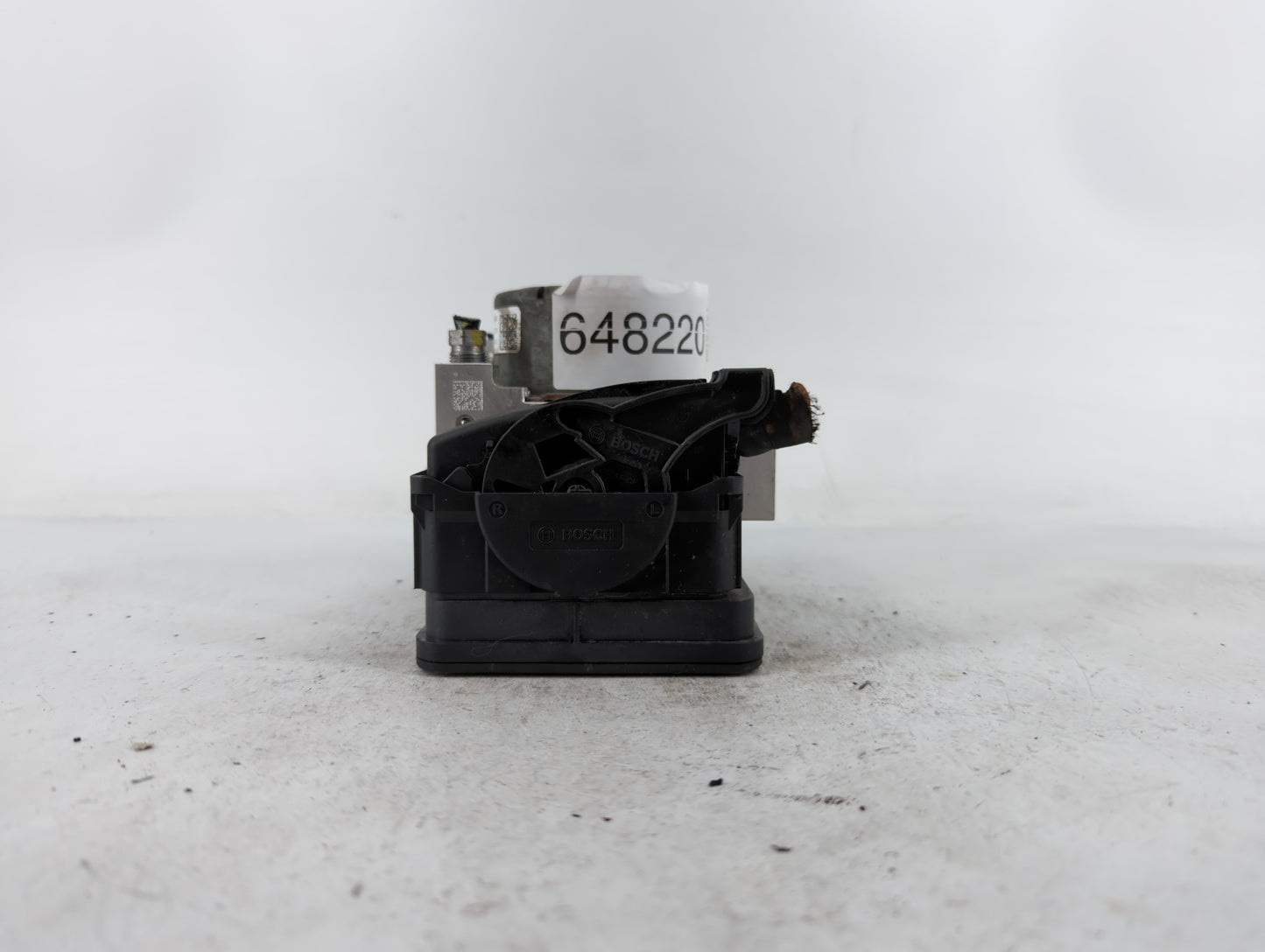 2018 Jeep Compass ABS Pump Control Module Replacement P/N:P04726567A1 Fits OEM Used Auto Parts - Oemusedautoparts1.com