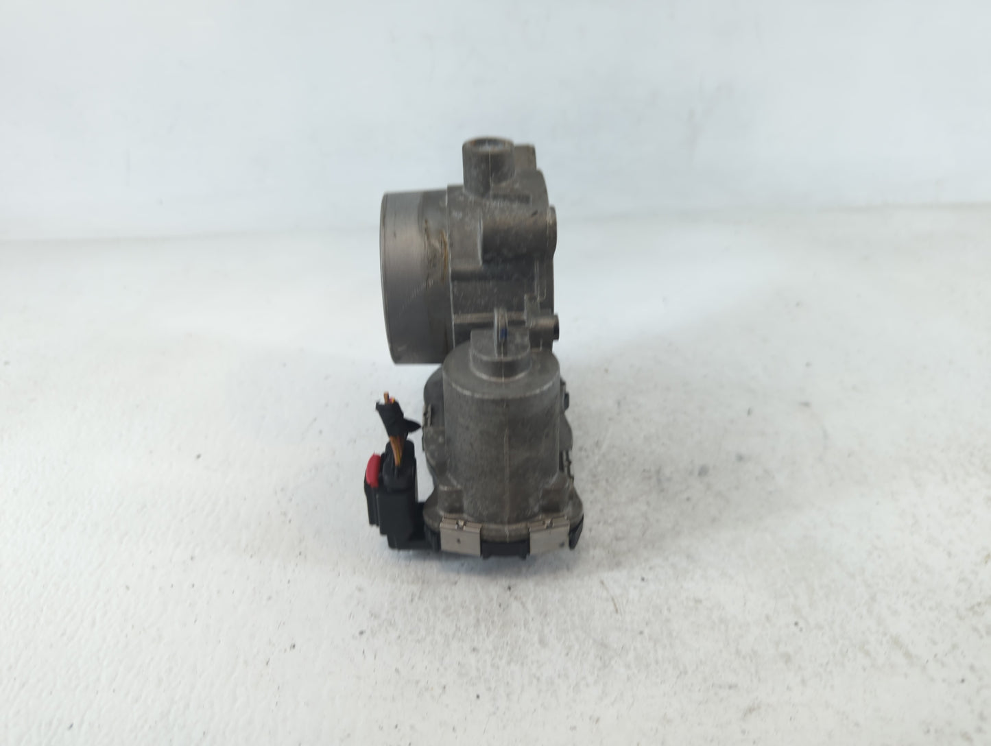 2017-2022 Jeep Compass Throttle Body Fits Fits 2014 2015 2016 2017 2018 2019 2020 2021 2022 OEM Used Auto Parts - Oemusedaut