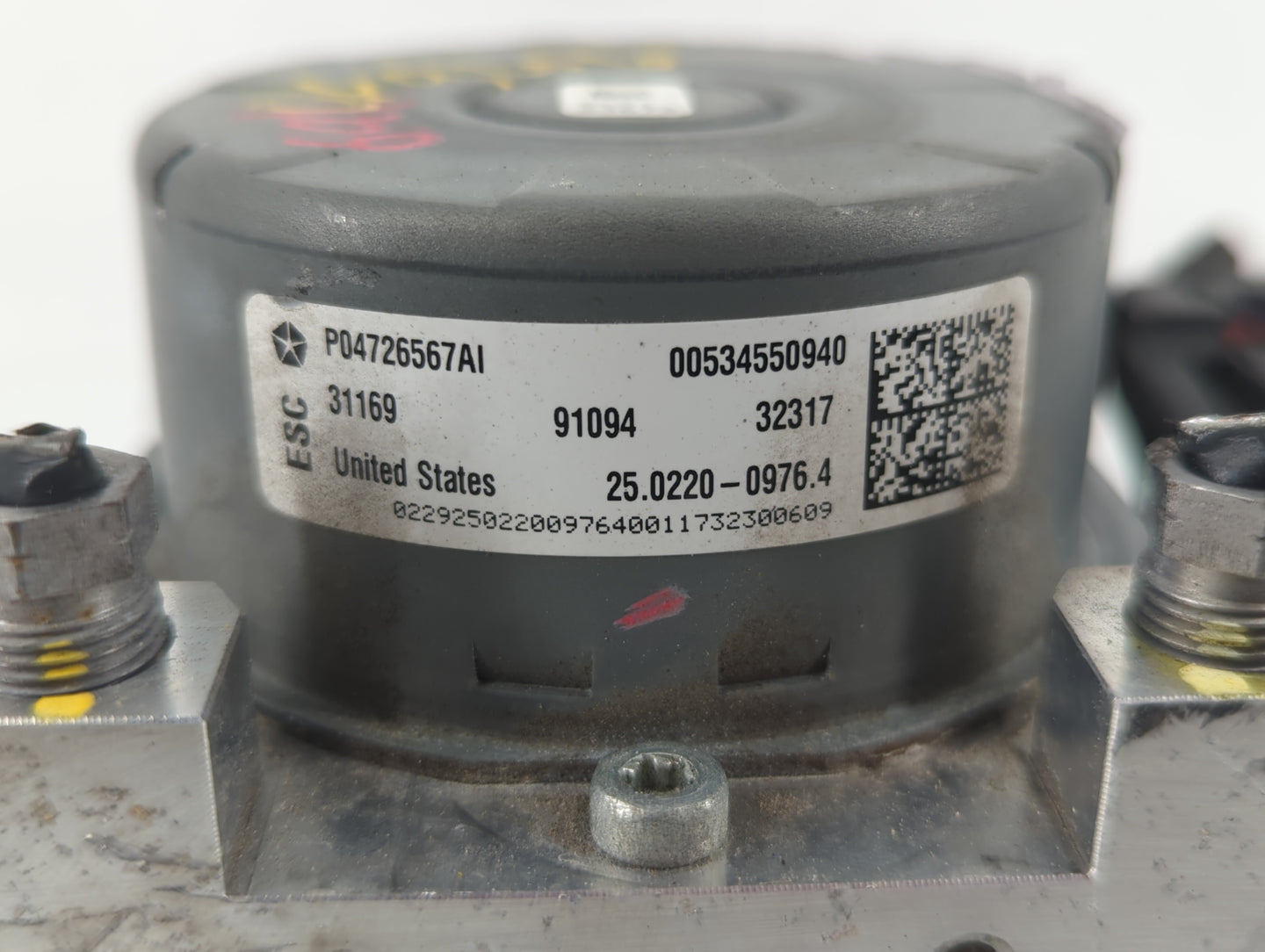 2018 Jeep Compass ABS Pump Control Module Replacement P/N:P04726567AI Fits OEM Used Auto Parts - Oemusedautoparts1.com
