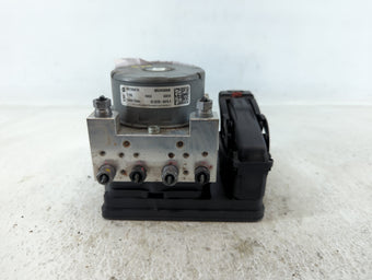 compare product 2018 Jeep Compass ABS Pump Control Module Replacement P/N:00534550940 P04726567AI Fits OEM Used Auto Parts