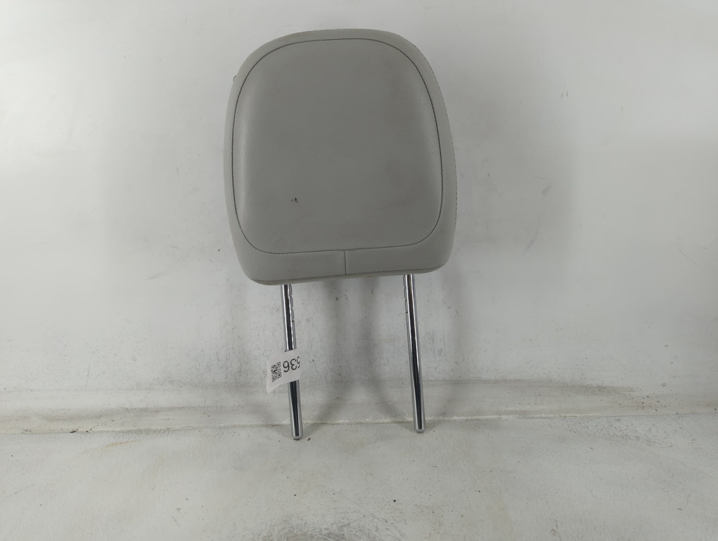 2018 Jeep Compass Headrest Head Rest Front Driver Passenger Seat Fits OEM Used Auto Parts - Oemusedautoparts1.com