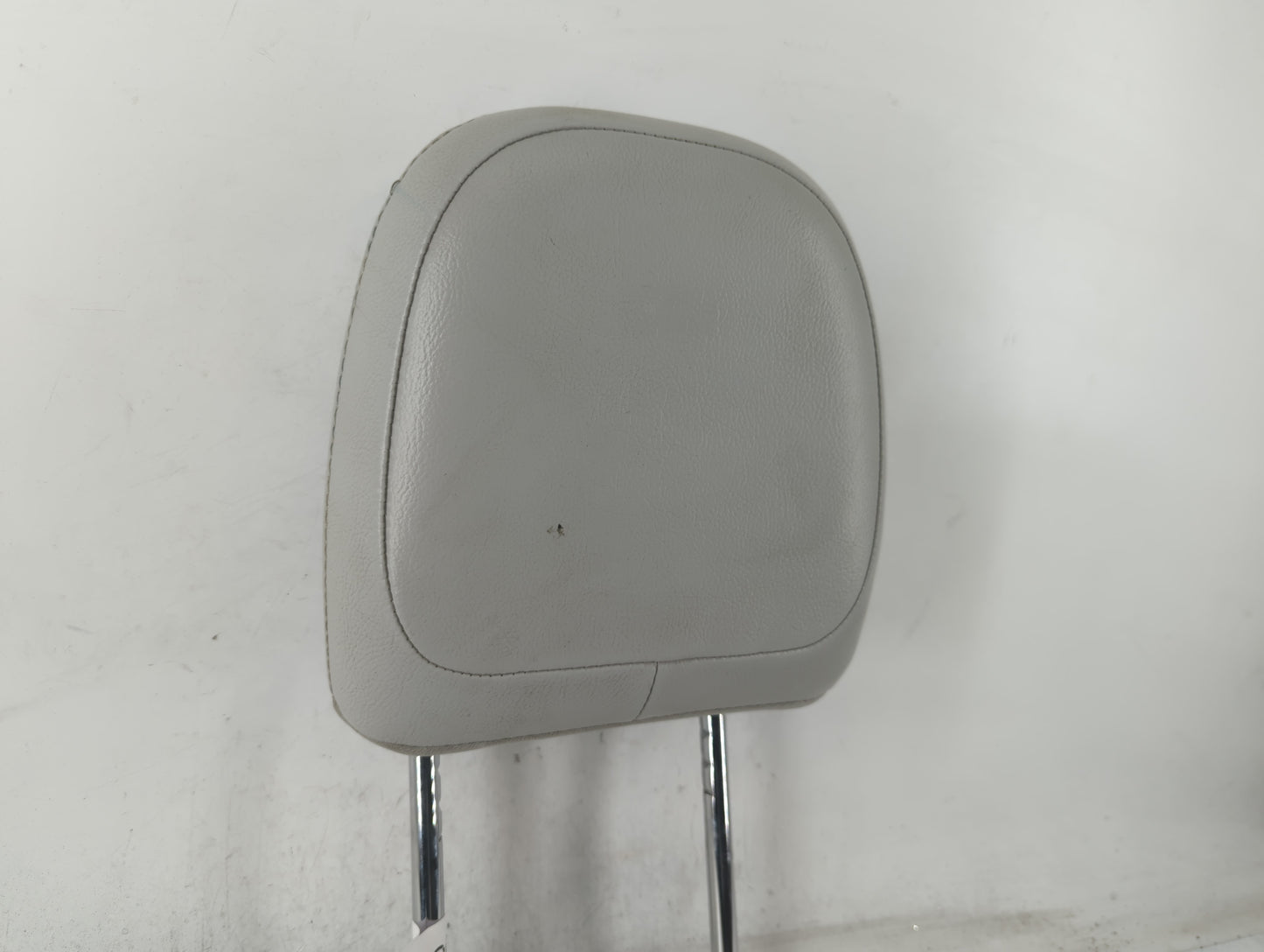 2018 Jeep Compass Headrest Head Rest Front Driver Passenger Seat Fits OEM Used Auto Parts - Oemusedautoparts1.com