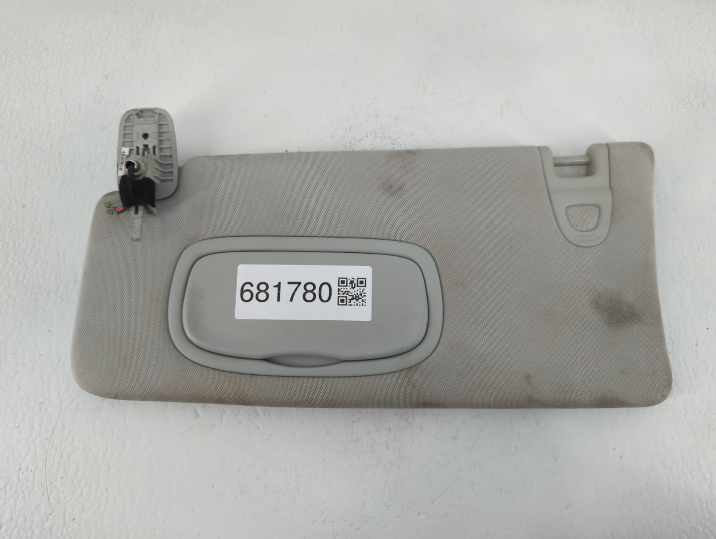 2018 Jeep Compass Sun Visor Shade Replacement Driver Left Mirror Fits OEM Used Auto Parts - Oemusedautoparts1.com