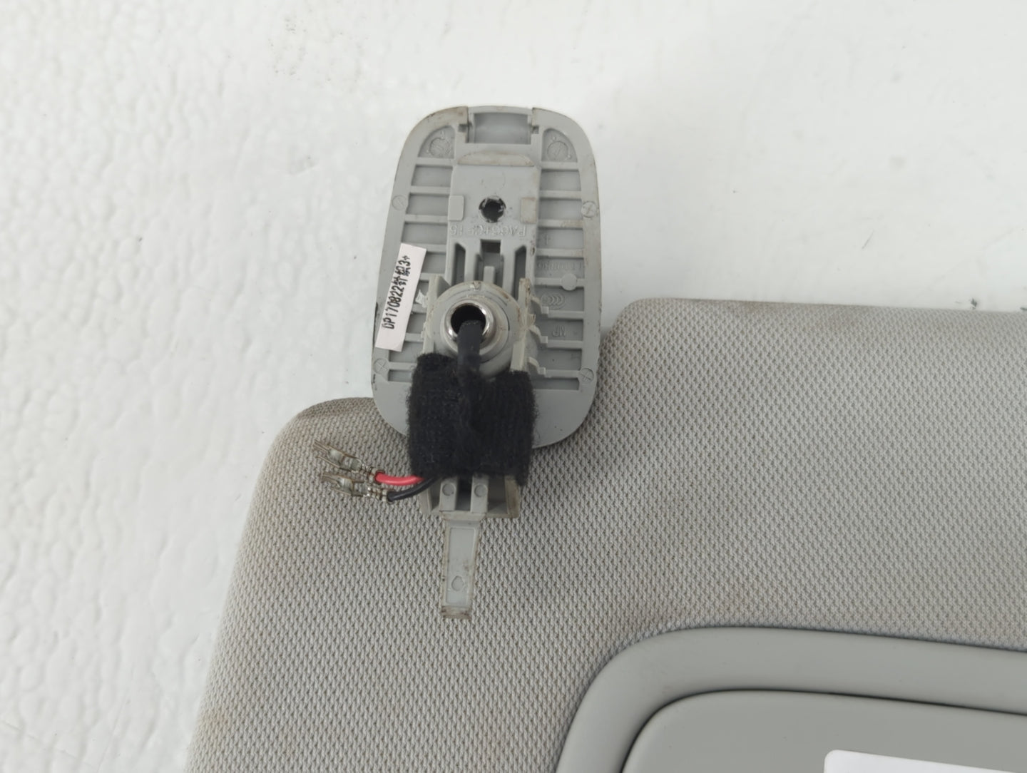 2018 Jeep Compass Sun Visor Shade Replacement Driver Left Mirror Fits OEM Used Auto Parts - Oemusedautoparts1.com