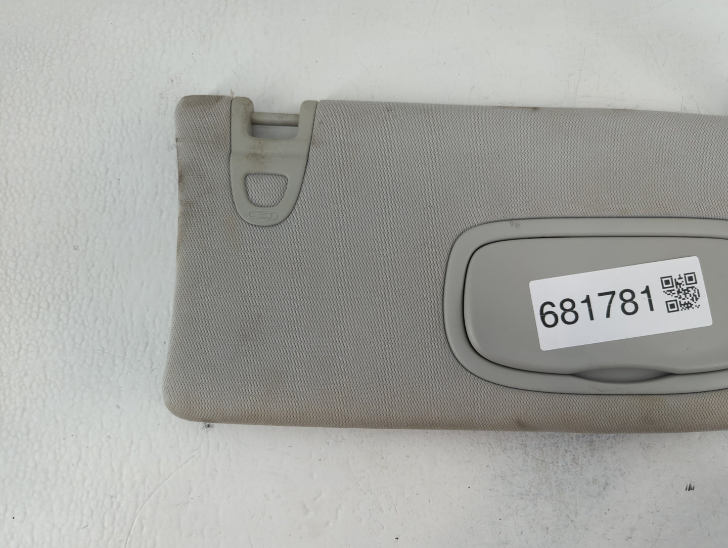 2018 Jeep Compass Sun Visor Shade Replacement Passenger Right Mirror Fits OEM Used Auto Parts - Oemusedautoparts1.com