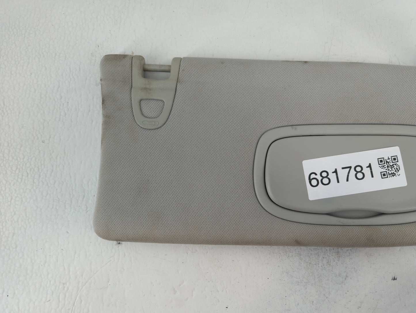 2018 Jeep Compass Sun Visor Shade Replacement Passenger Right Mirror Fits OEM Used Auto Parts - Oemusedautoparts1.com