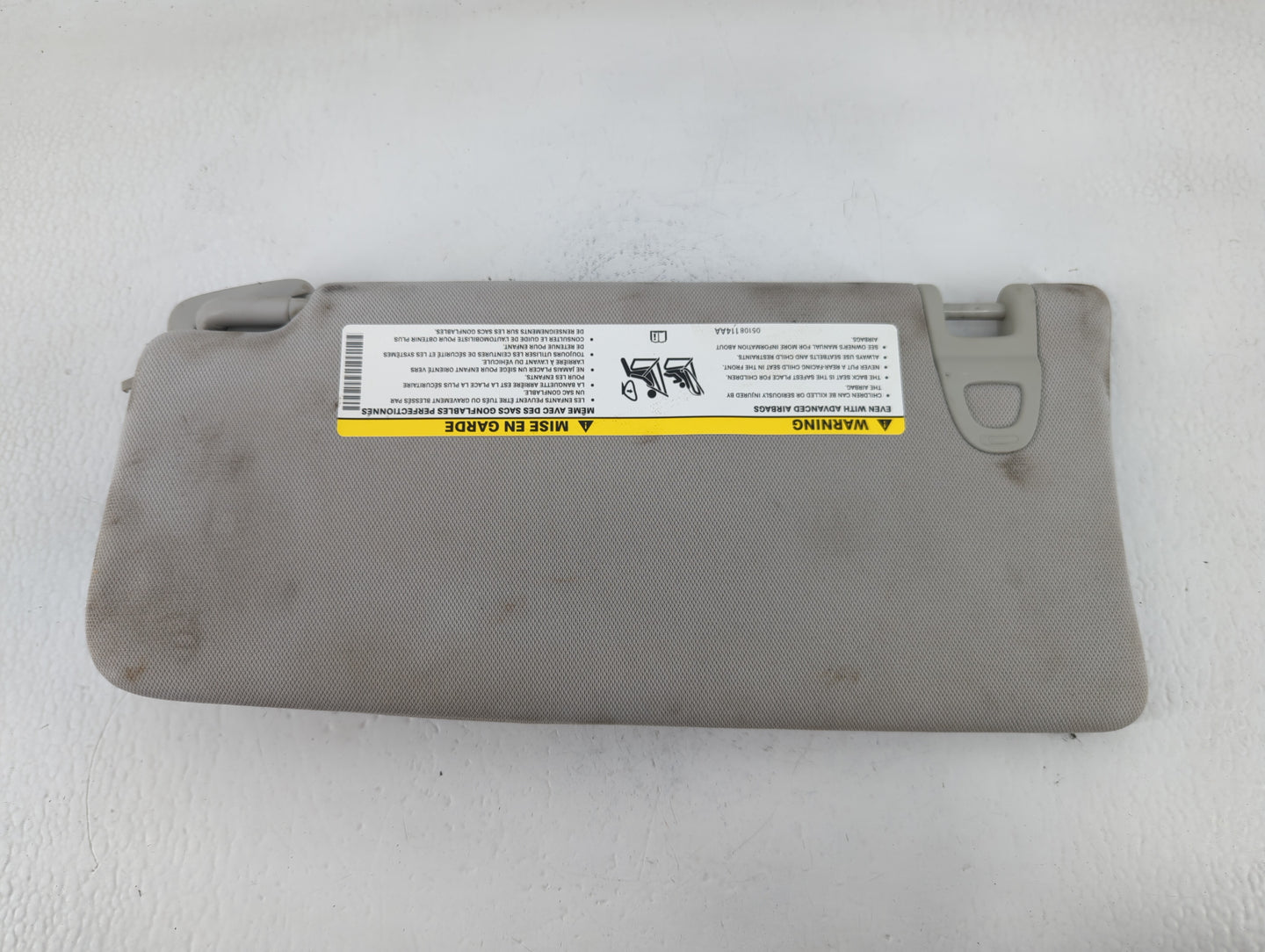 2018 Jeep Compass Sun Visor Shade Replacement Passenger Right Mirror Fits OEM Used Auto Parts - Oemusedautoparts1.com