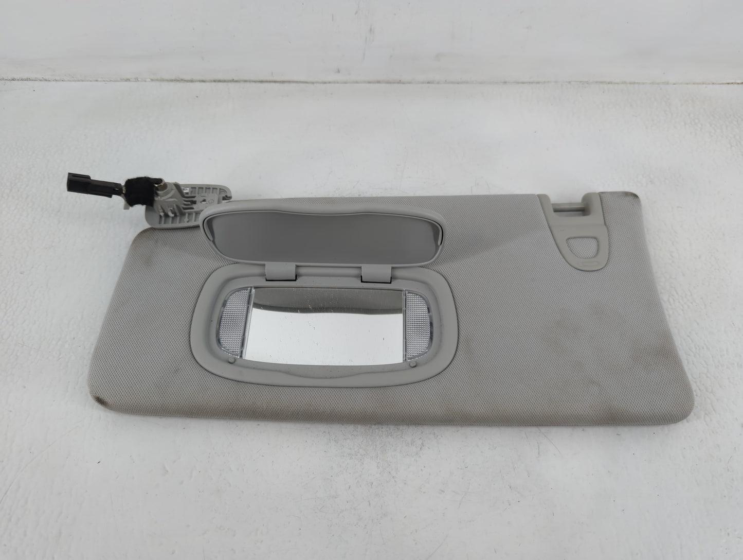 2018 Jeep Compass Sun Visor Shade Replacement Driver Left Mirror Fits OEM Used Auto Parts - Oemusedautoparts1.com
