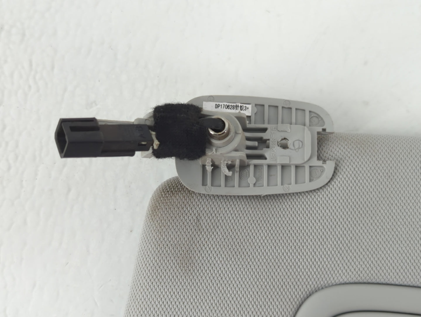 2018 Jeep Compass Sun Visor Shade Replacement Driver Left Mirror Fits OEM Used Auto Parts - Oemusedautoparts1.com
