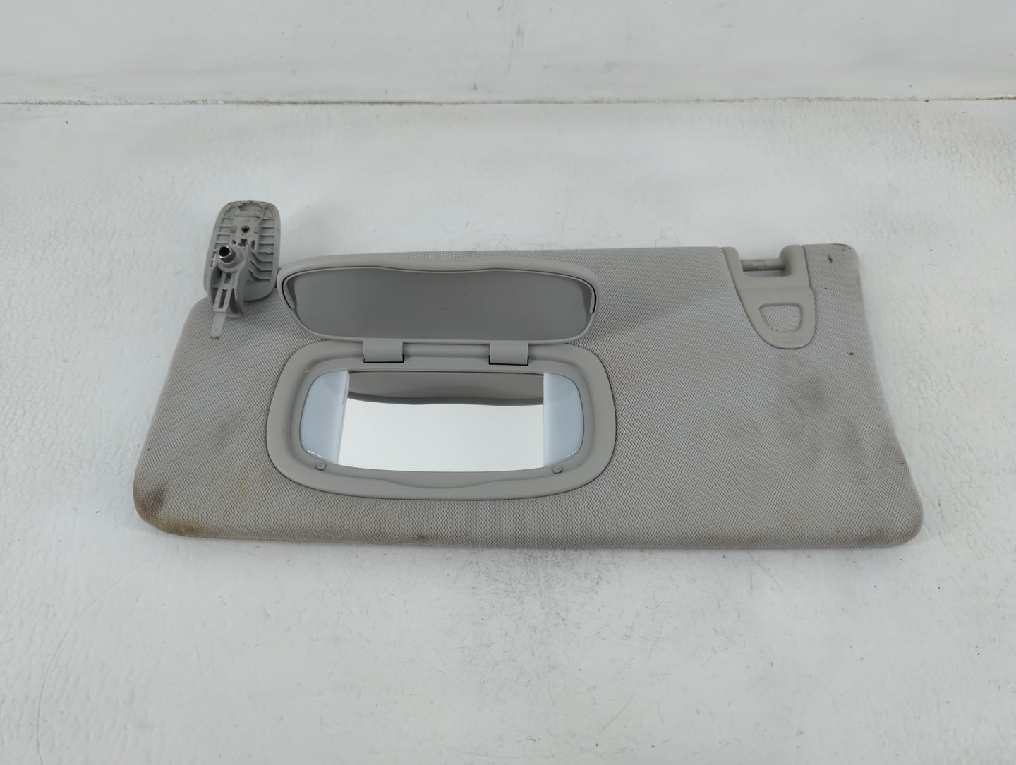 2018 Jeep Compass Sun Visor Shade Replacement Driver Left Mirror Fits OEM Used Auto Parts - Oemusedautoparts1.com