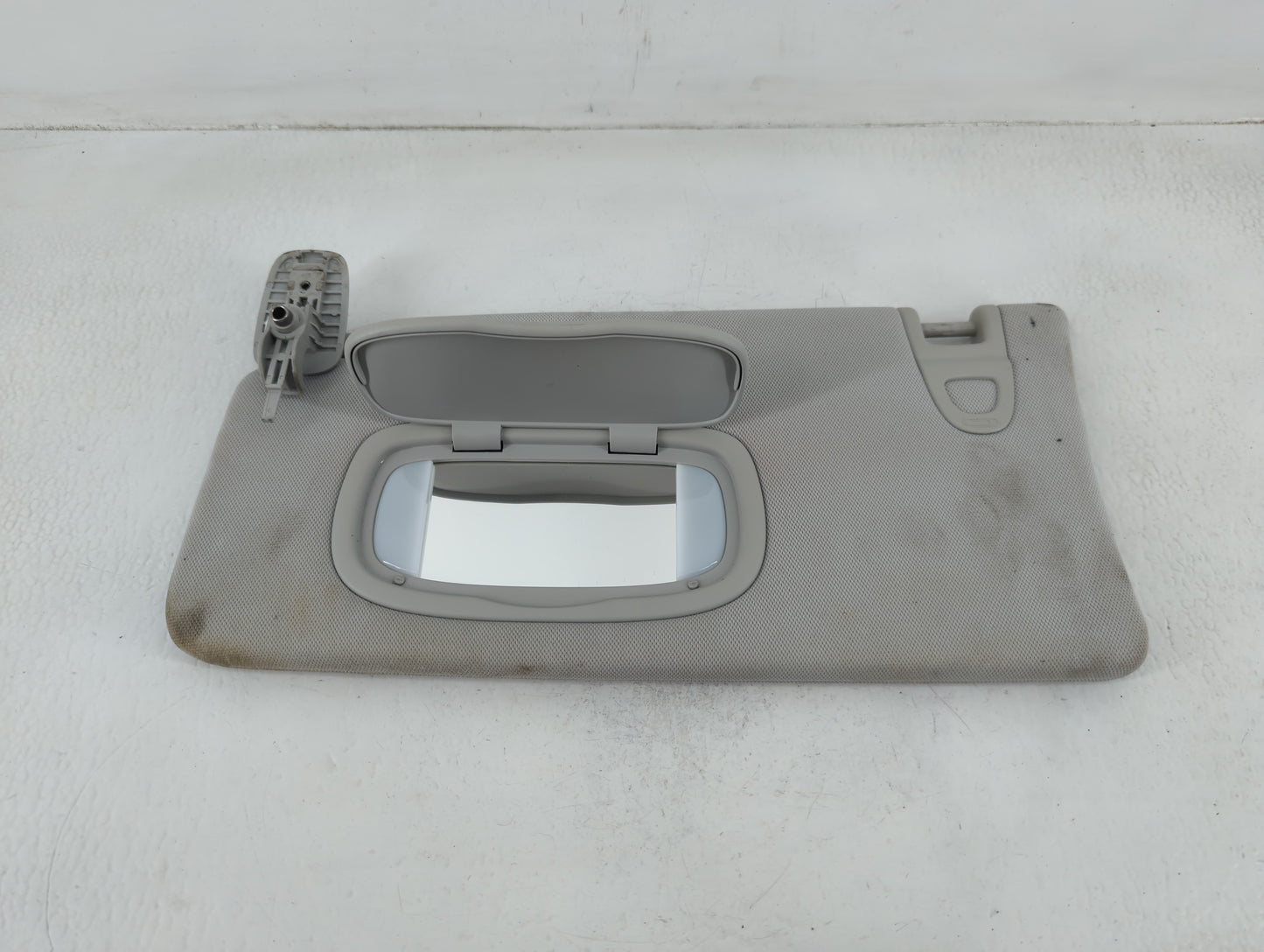 2018 Jeep Compass Sun Visor Shade Replacement Driver Left Mirror Fits OEM Used Auto Parts - Oemusedautoparts1.com