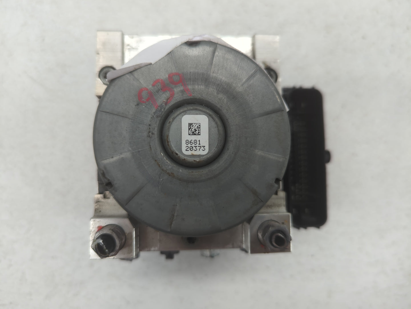 2018 Jeep Compass ABS Pump Control Module Replacement P/N:P04726567AH Fits OEM Used Auto Parts - Oemusedautoparts1.com