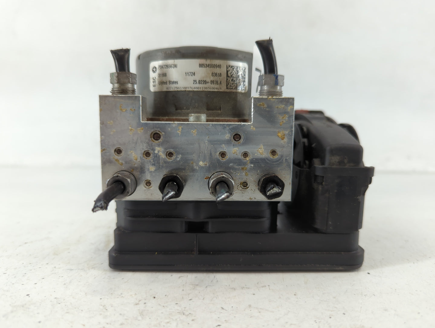 2018 Jeep Compass ABS Pump Control Module Replacement P/N:P04726567AI Fits OEM Used Auto Parts - Oemusedautoparts1.com