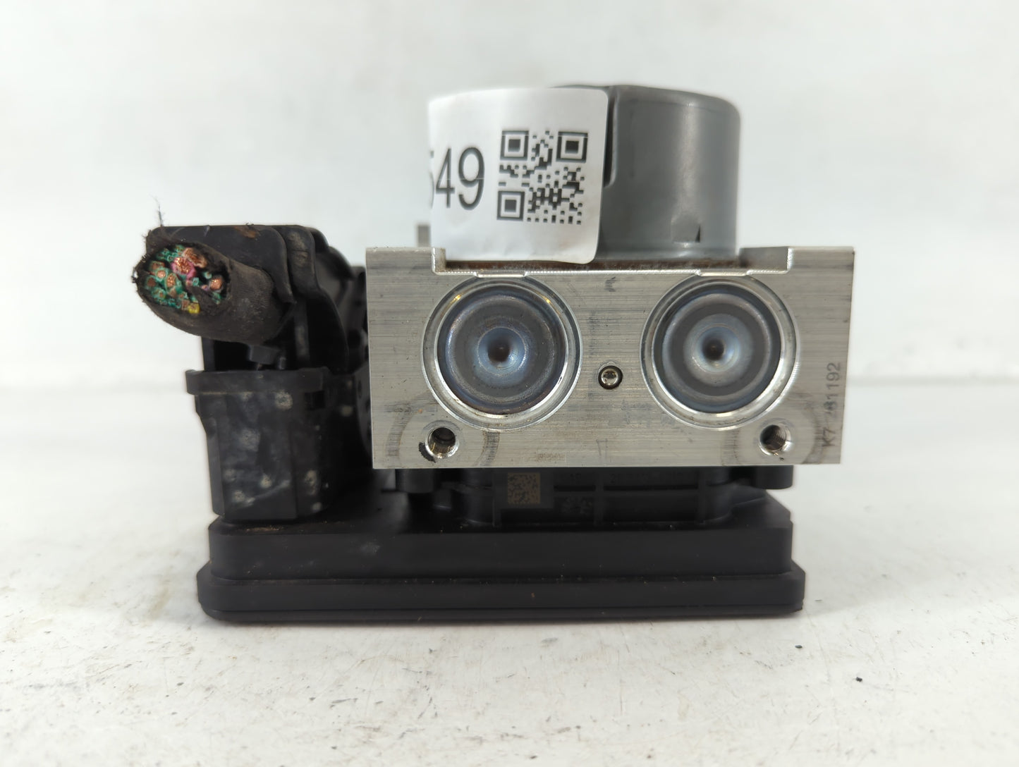 2018 Jeep Compass ABS Pump Control Module Replacement P/N:P04726567AI Fits OEM Used Auto Parts - Oemusedautoparts1.com