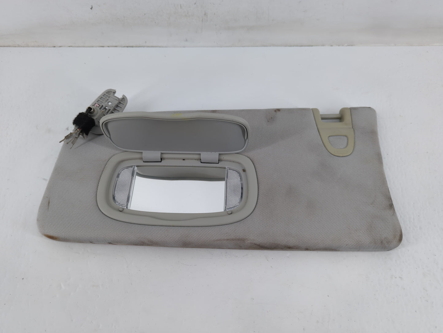 2018 Jeep Compass Sun Visor Shade Replacement Passenger Right Mirror Fits OEM Used Auto Parts - Oemusedautoparts1.com