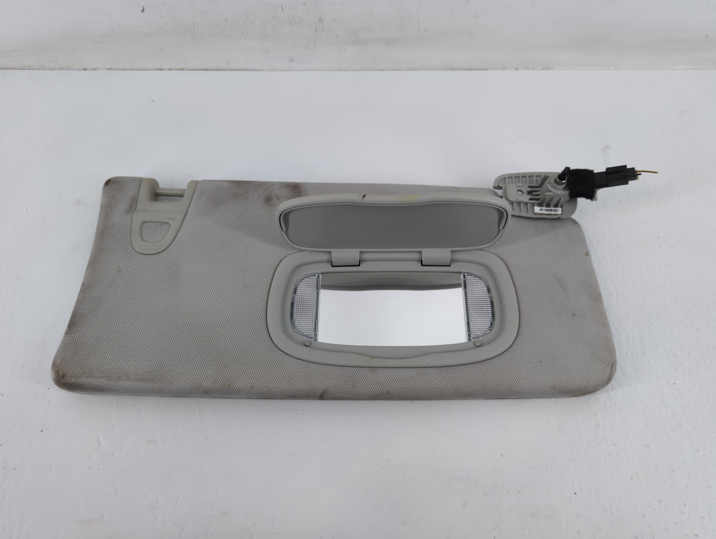 2018 Jeep Compass Sun Visor Shade Replacement Driver Left Mirror Fits OEM Used Auto Parts - Oemusedautoparts1.com
