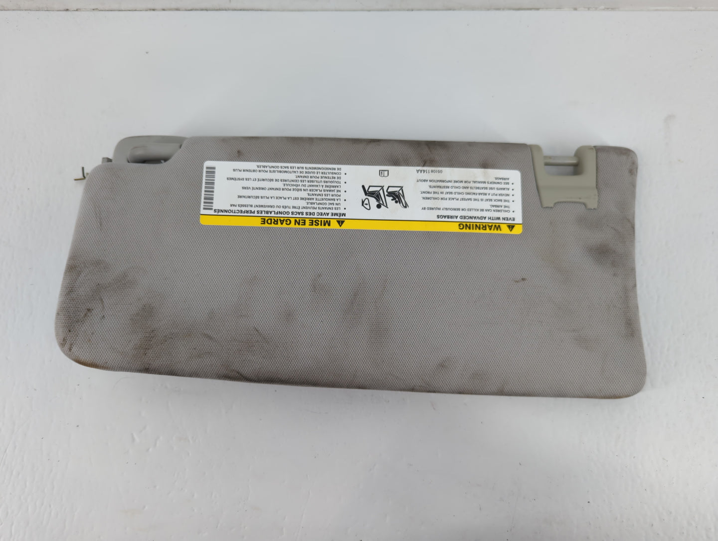 2018 Jeep Compass Sun Visor Shade Replacement Driver Left Mirror Fits OEM Used Auto Parts - Oemusedautoparts1.com