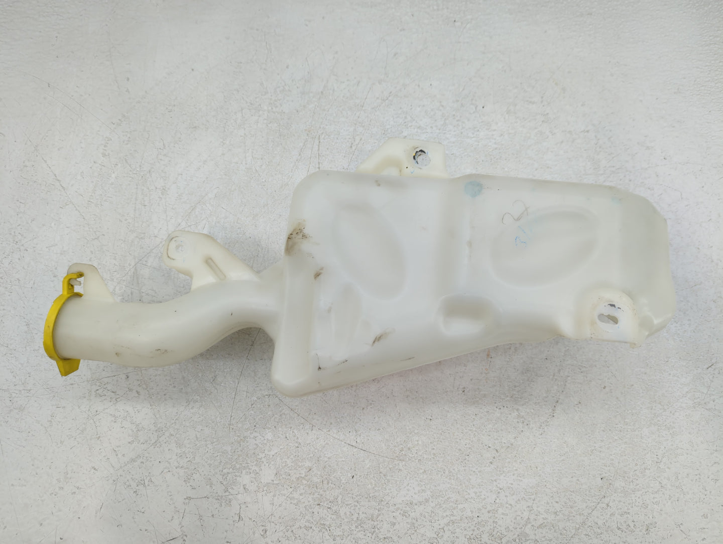 2018 Jeep Compass Windshield Washer Fluid Reservoir Bottle Oem - Oemusedautoparts1.com