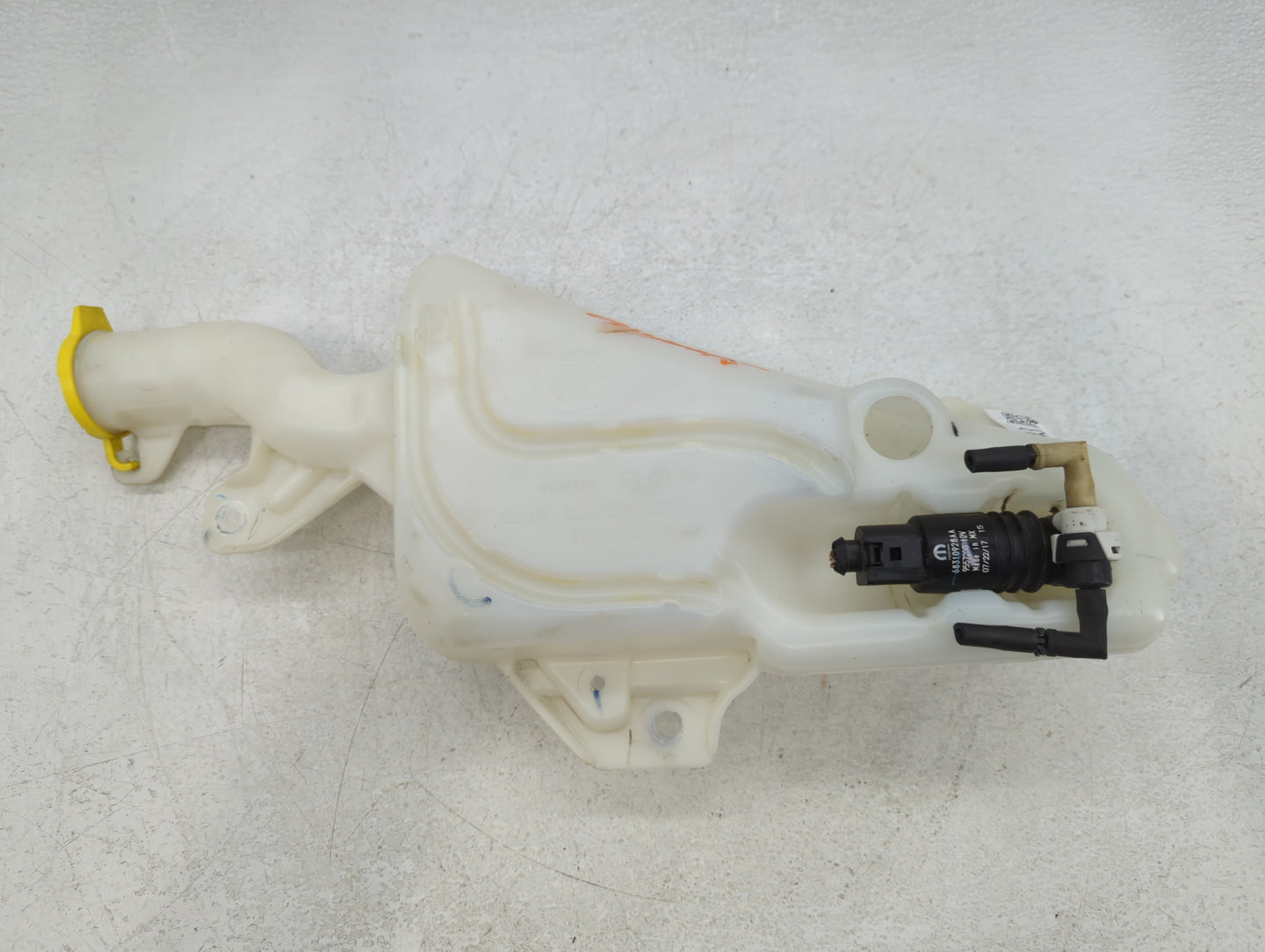 2018 Jeep Compass Windshield Washer Fluid Reservoir Bottle Oem - Oemusedautoparts1.com