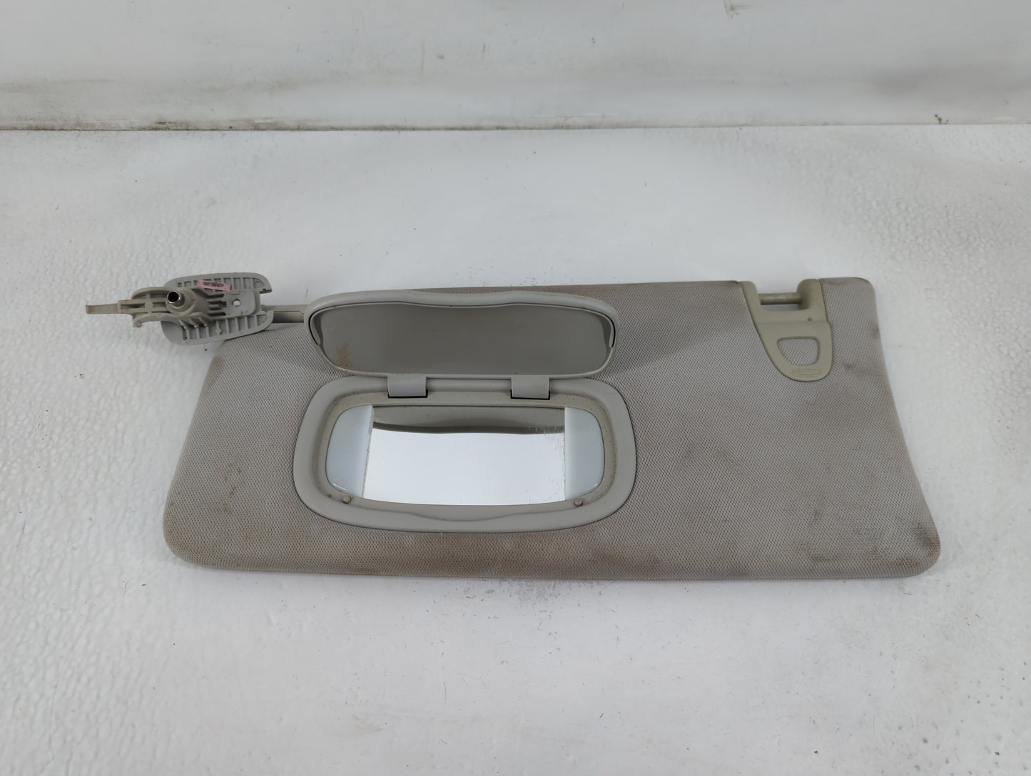 2018 Jeep Compass Sun Visor Shade Replacement Driver Left Mirror Fits OEM Used Auto Parts - Oemusedautoparts1.com