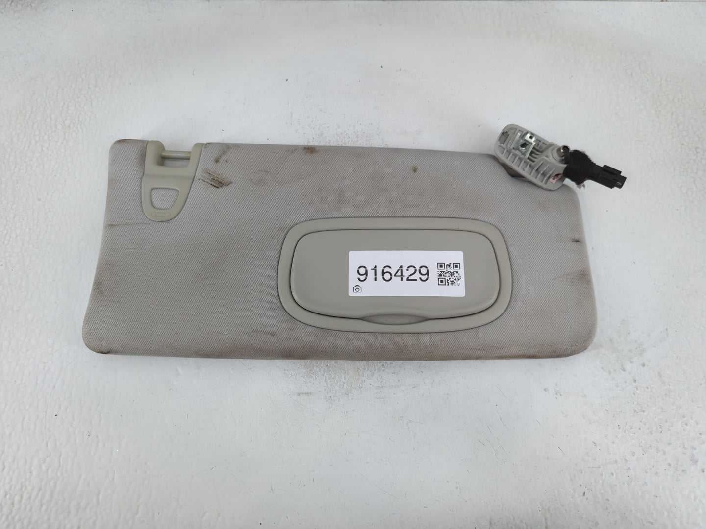 2018 Jeep Compass Sun Visor Shade Replacement Driver Left Mirror Fits OEM Used Auto Parts - Oemusedautoparts1.com