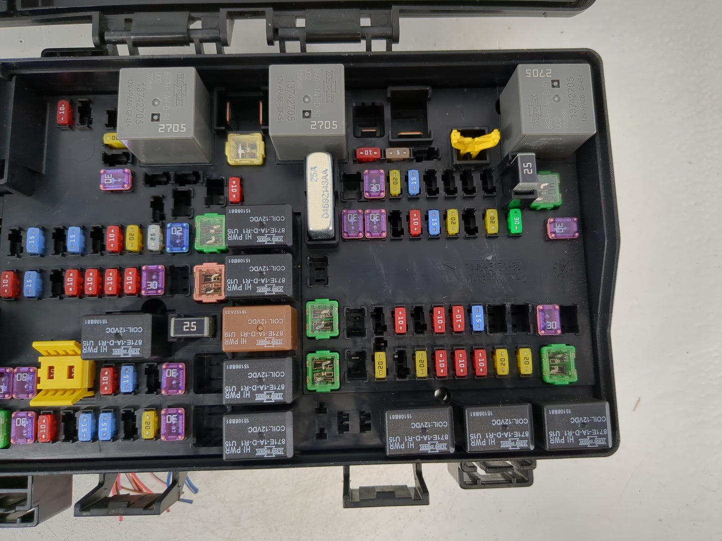 2018 Jeep Grand Cherokee Fusebox Fuse Box Panel Relay Module P/N:P68417603AB Fits OEM Used Auto Parts - Oemusedautoparts1.co