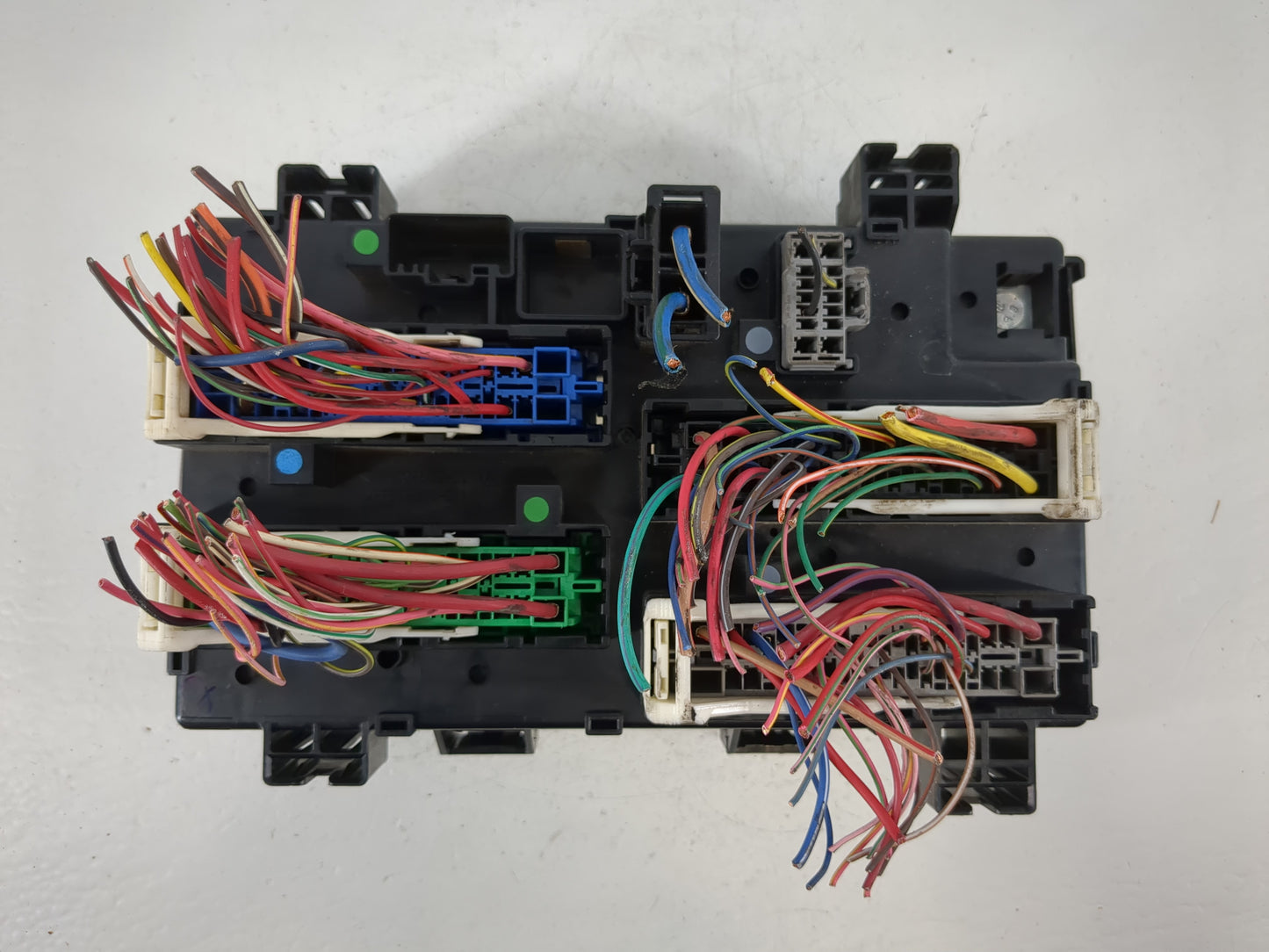 2018 Jeep Grand Cherokee Fusebox Fuse Box Panel Relay Module P/N:P68417603AB Fits OEM Used Auto Parts - Oemusedautoparts1.co